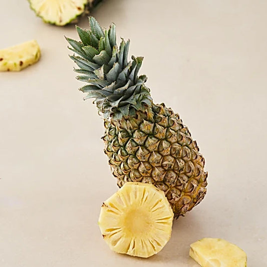 Fresh Pineapple, 1 pc 800 g -1000 g
